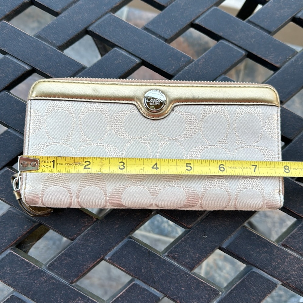 Coach wallet - Picture 6 of 10